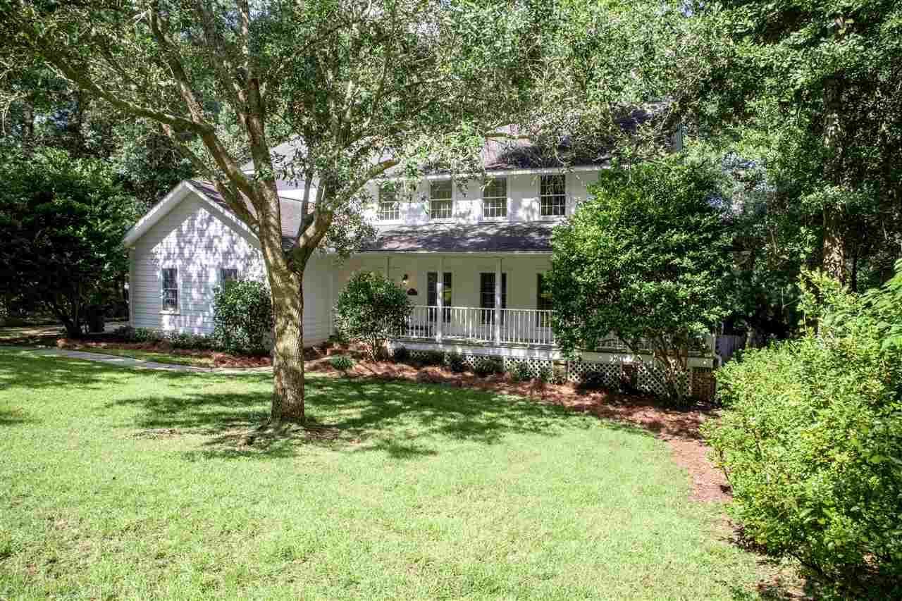 16 Greenbrier Lane - Photo 1