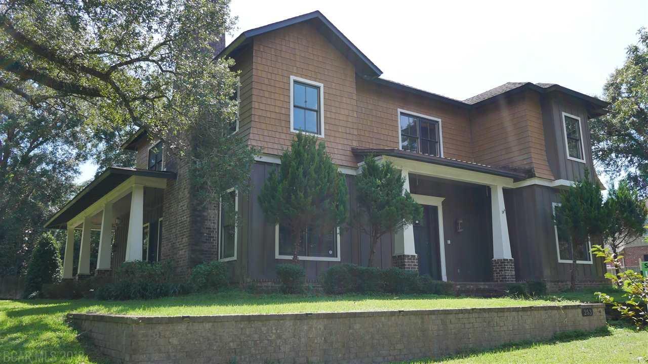 2401 Government St - Photo 1