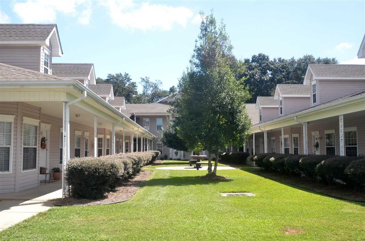 102 Courthouse Drive - Photo 1