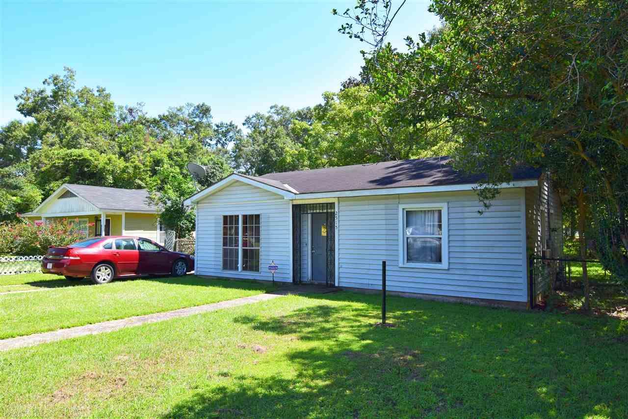 2515 Rowell Street - Photo 1