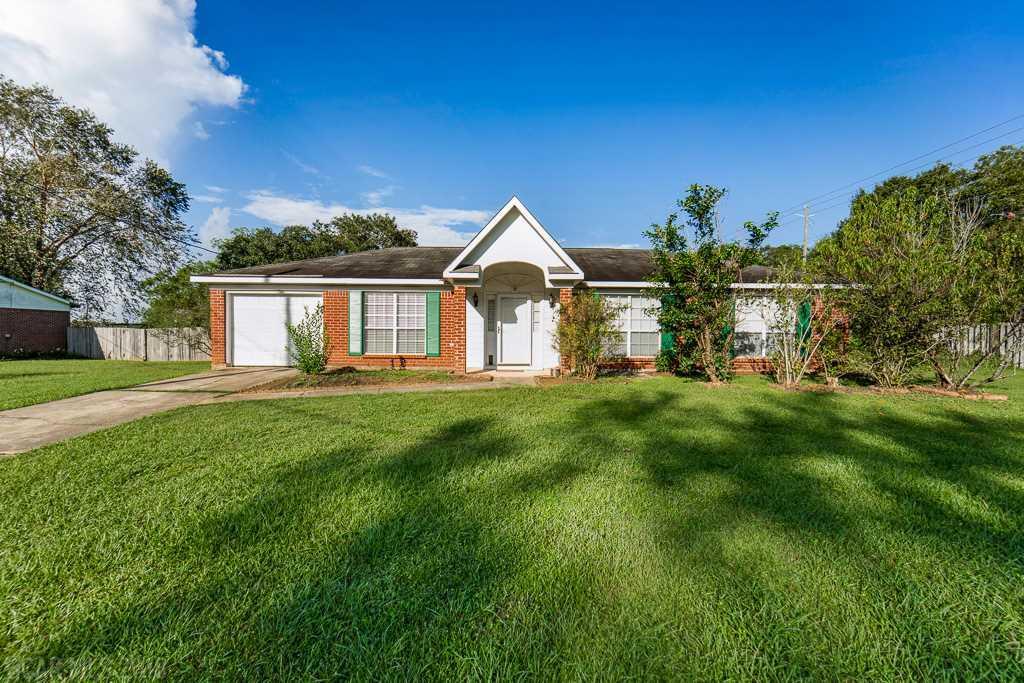 7130 Pecan Terrace - Photo 1