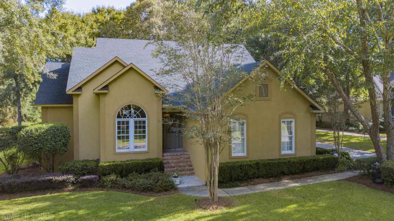 307 Clubhouse Drive - Photo 1