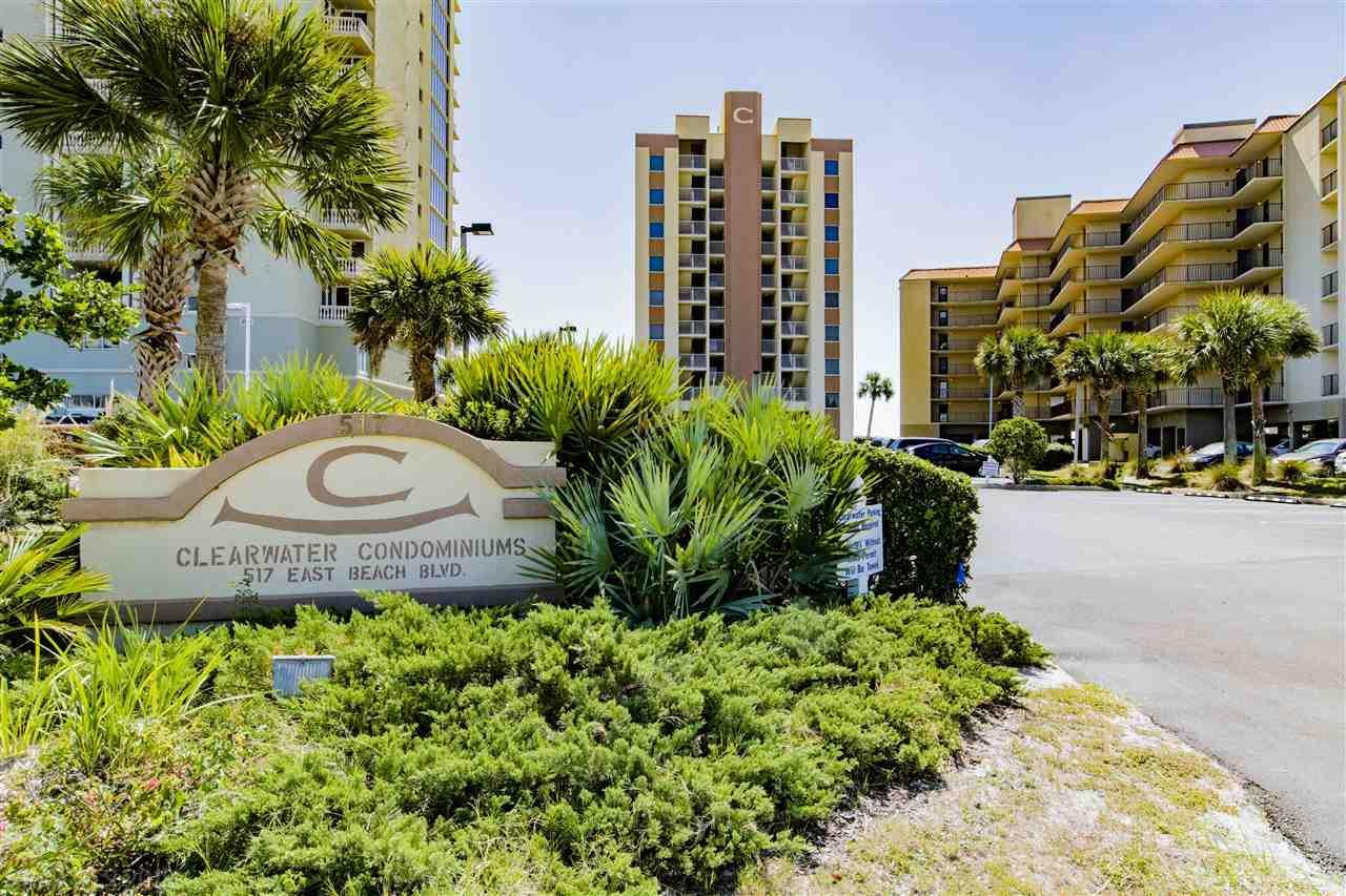 517 Beach Blvd - Photo 1