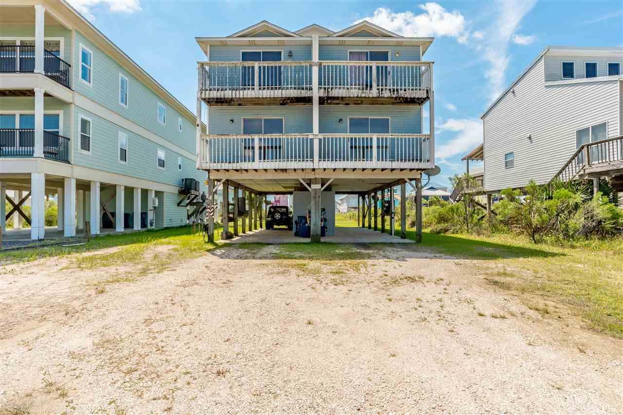 1421 Lagoon Avenue - Photo 1