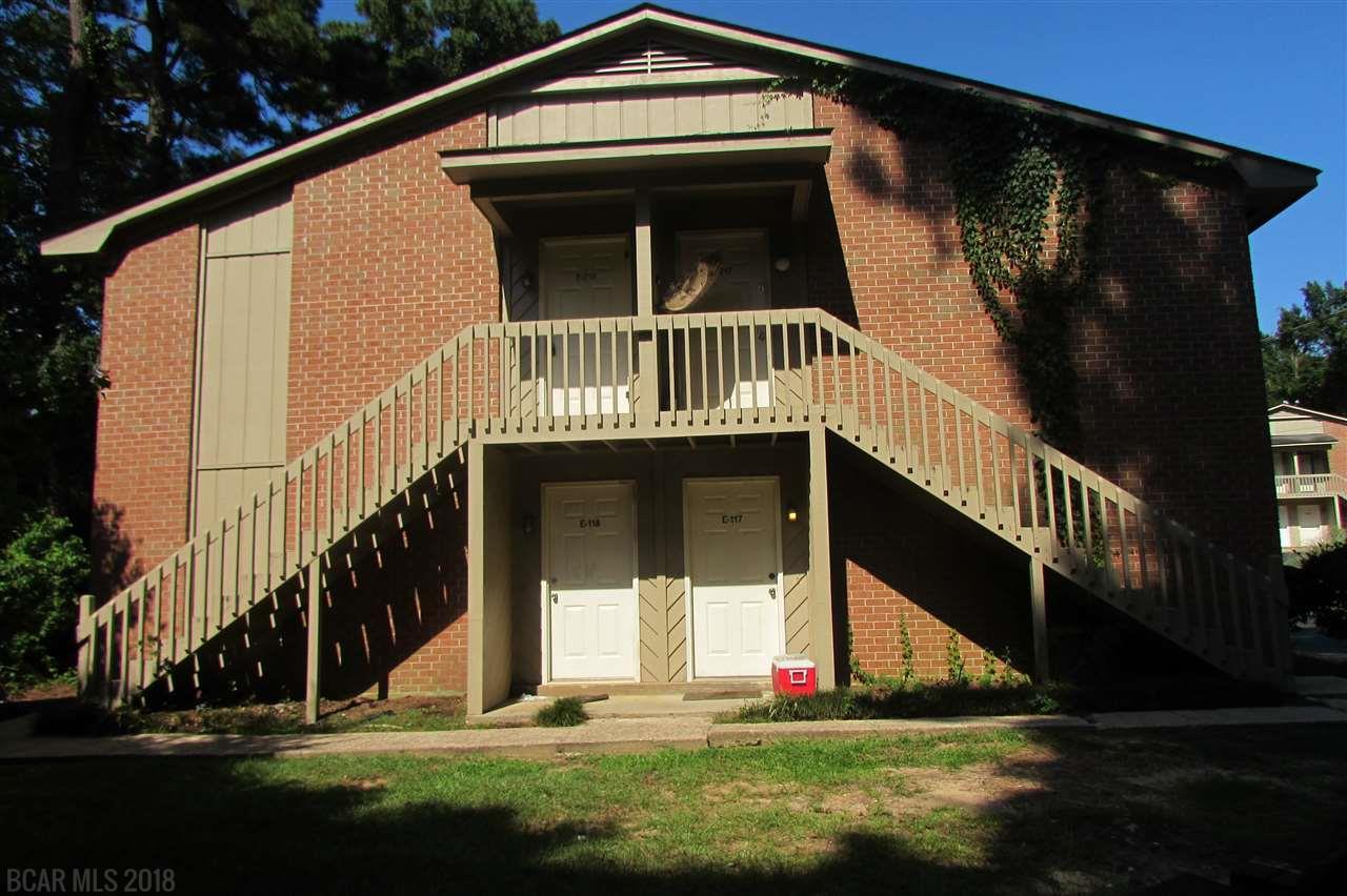 512 Lake Forest Blvd - Photo 1