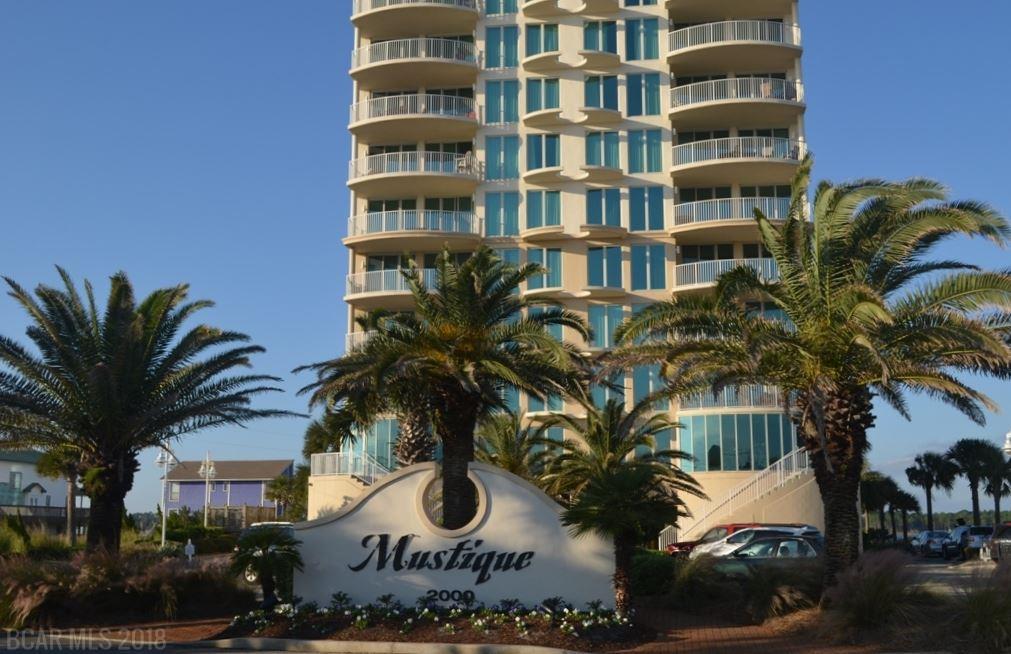 2000 Beach Blvd - Photo 1