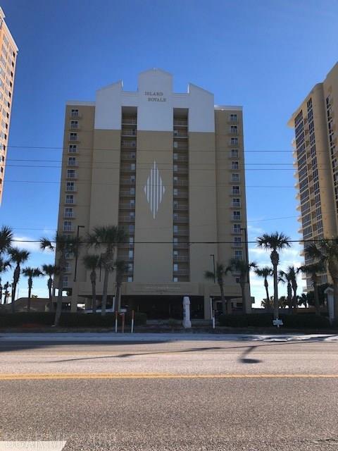 809 Beach Blvd - Photo 1