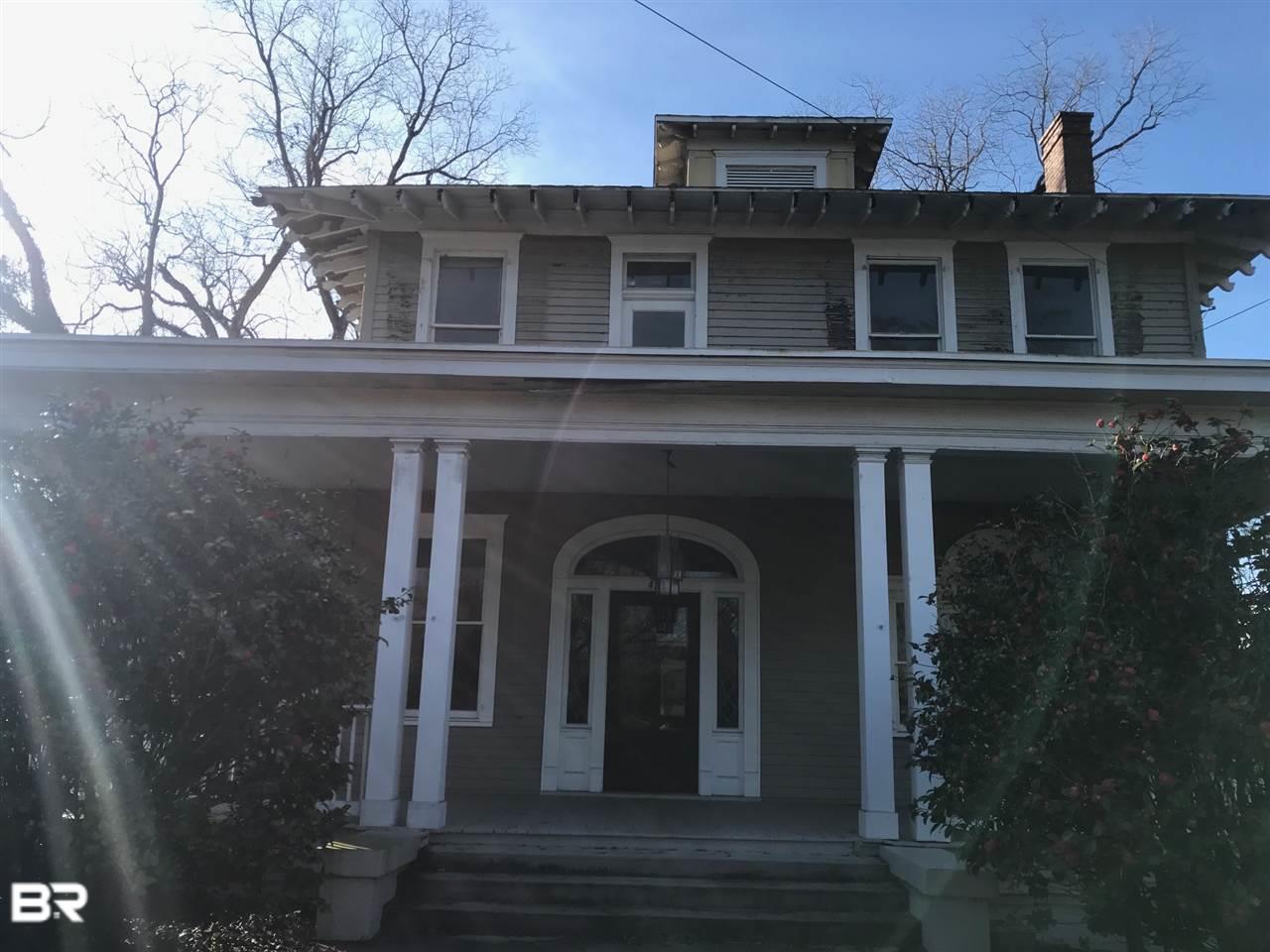 411 Belleville Avenue - Photo 1