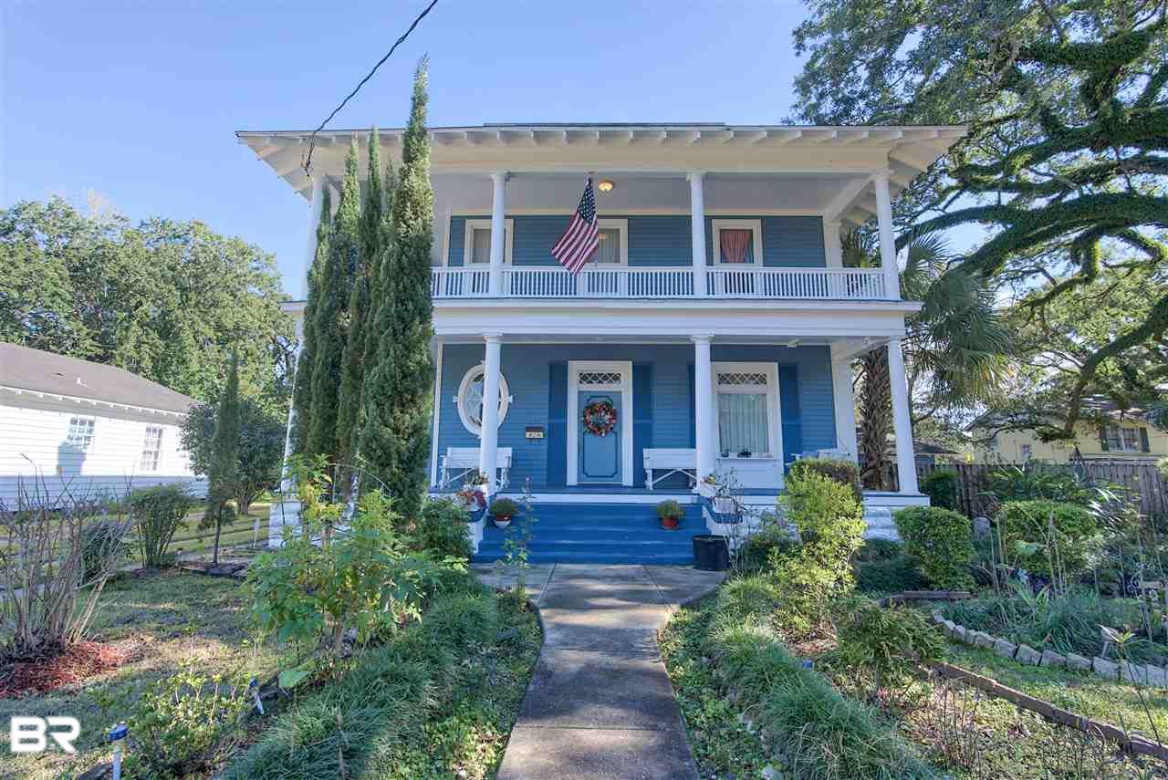 118 Julia Street - Photo 1