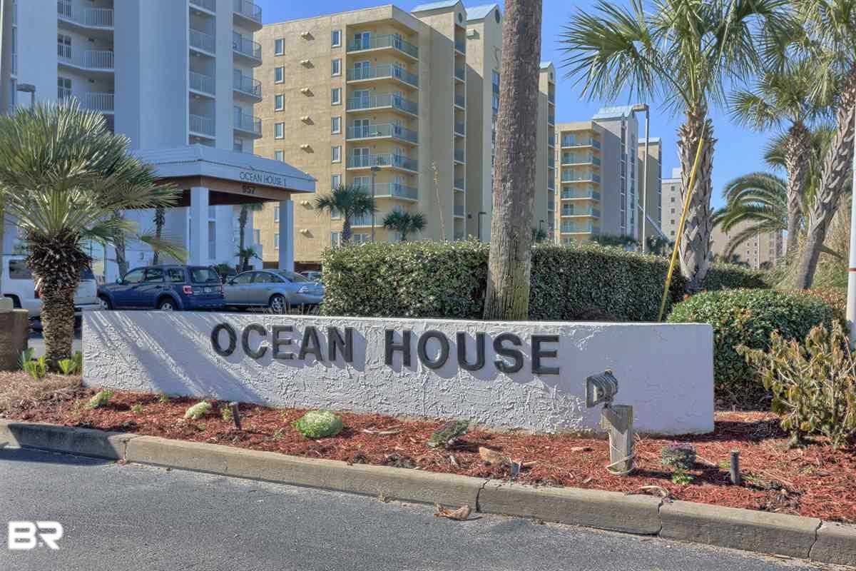 949 Beach Blvd - Photo 1
