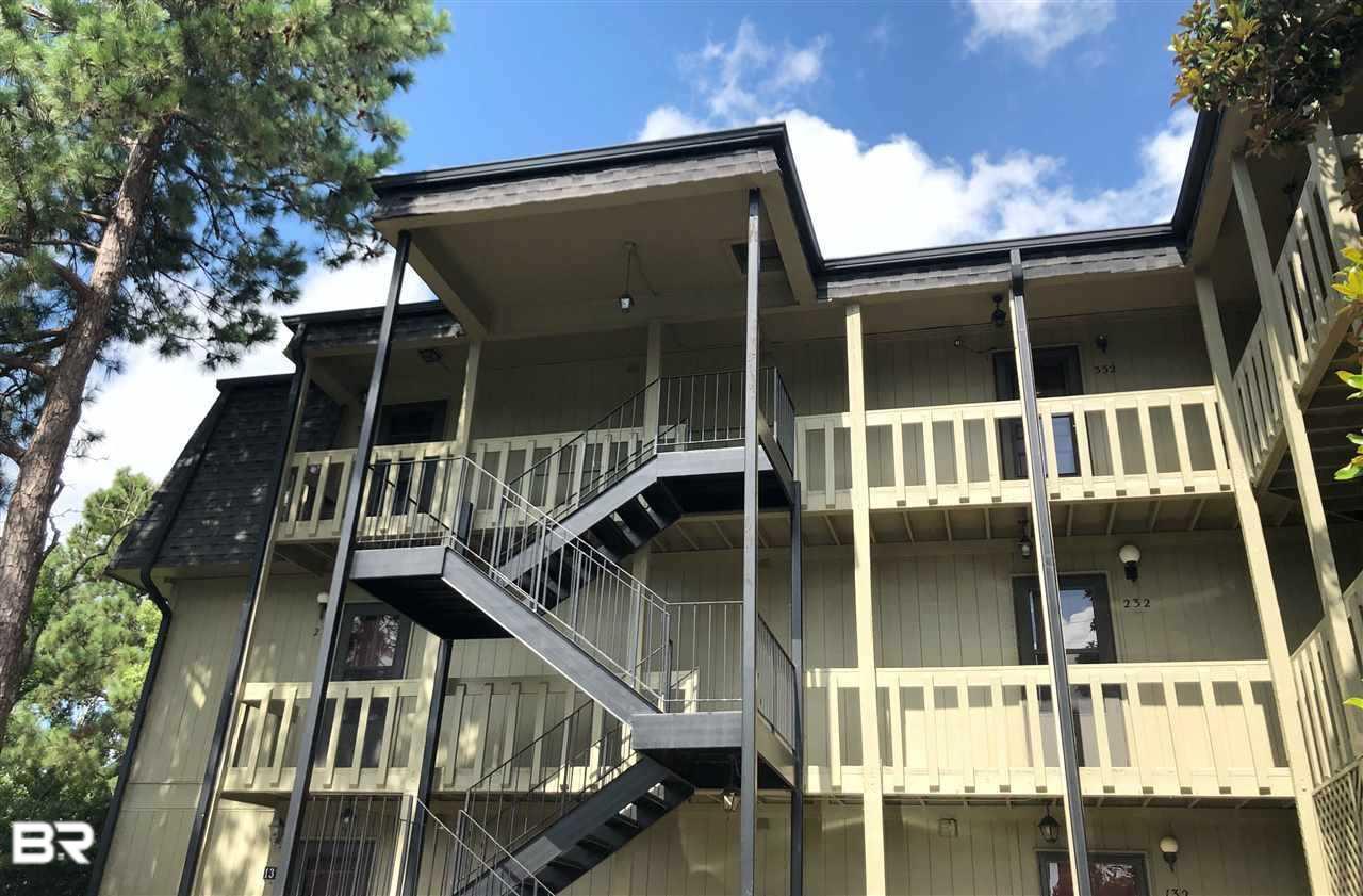 332 Riverbend Drive - Photo 1