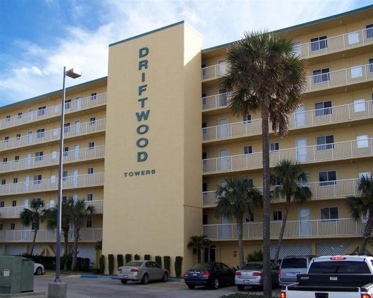 615 Beach Blvd - Photo 1