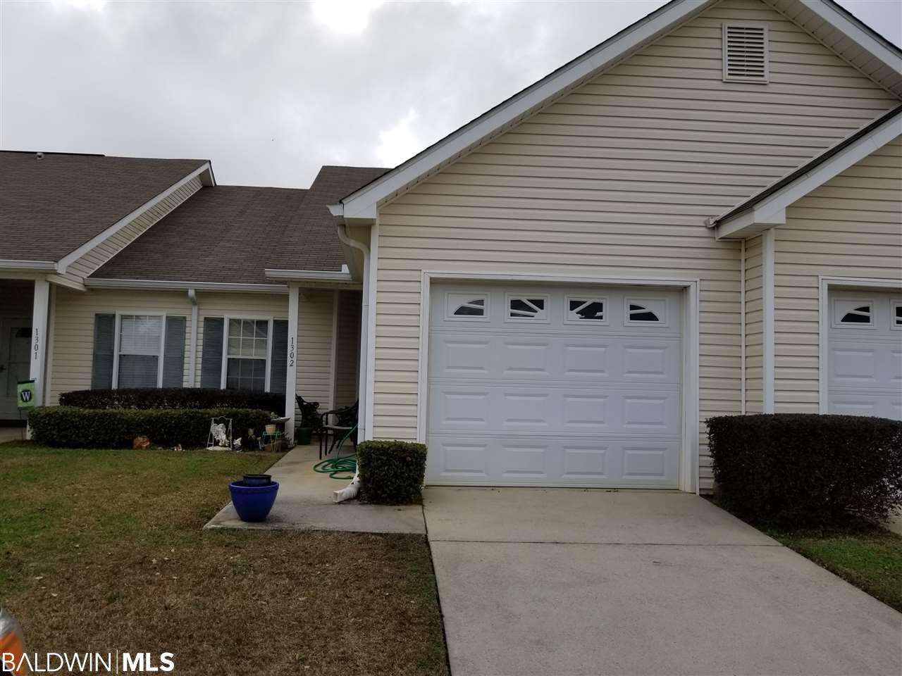 2651 Juniper St - Photo 1