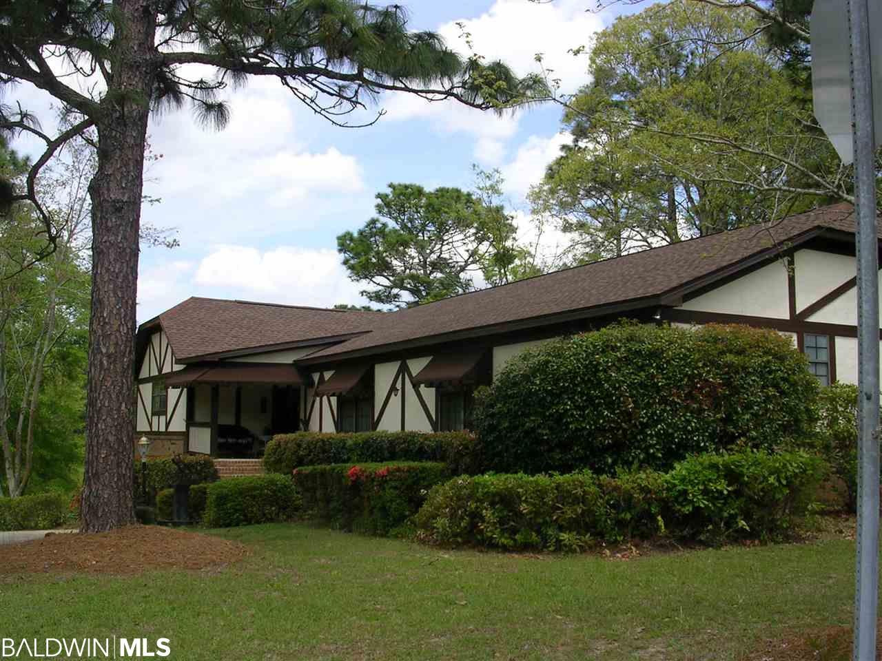 201 Bay View Drive - Photo 1