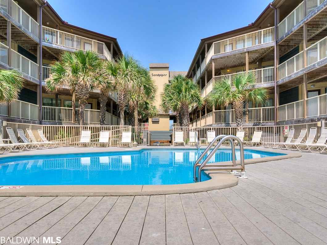 1069 Beach Blvd - Photo 1