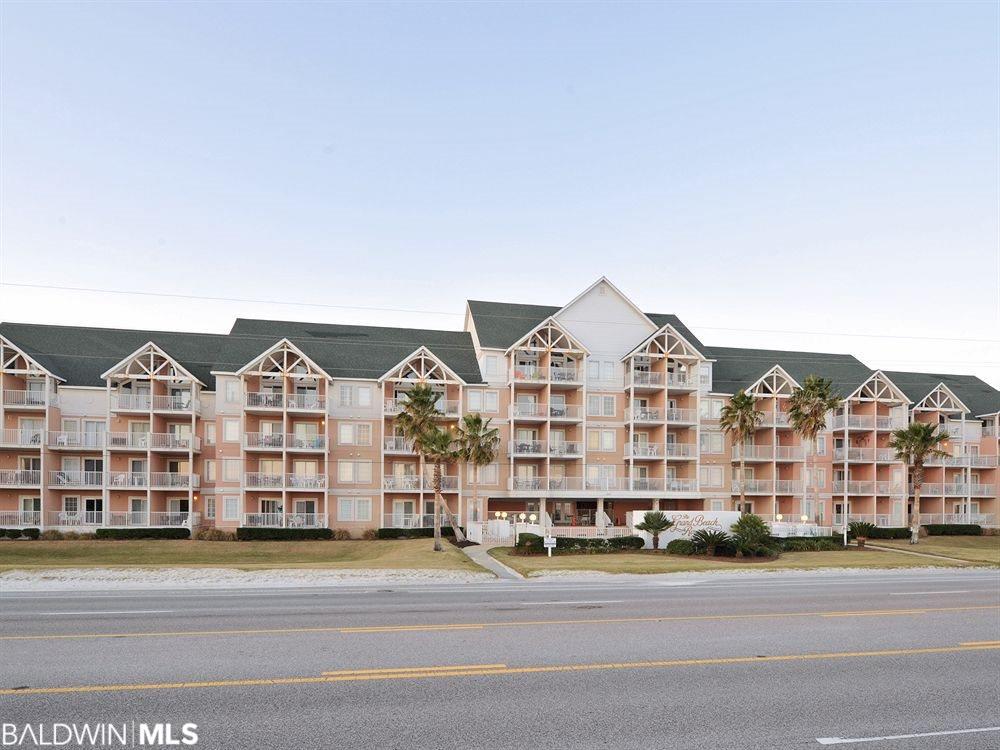 572 Beach Blvd - Photo 1