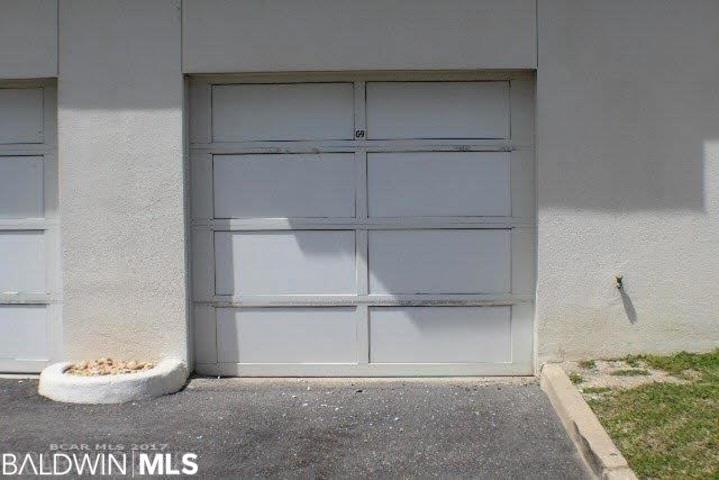 407 Beach Blvd - Photo 1