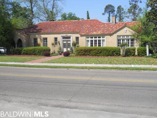 417 Belleville Avenue - Photo 1