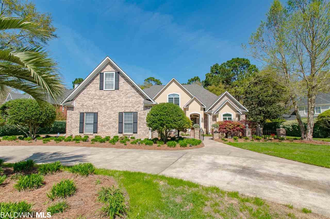210 South Drive - Photo 1