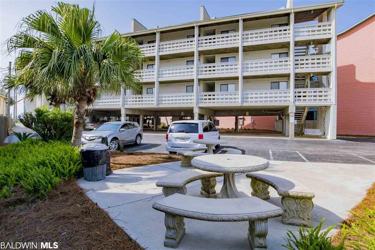 1144 Beach Blvd - Photo 1