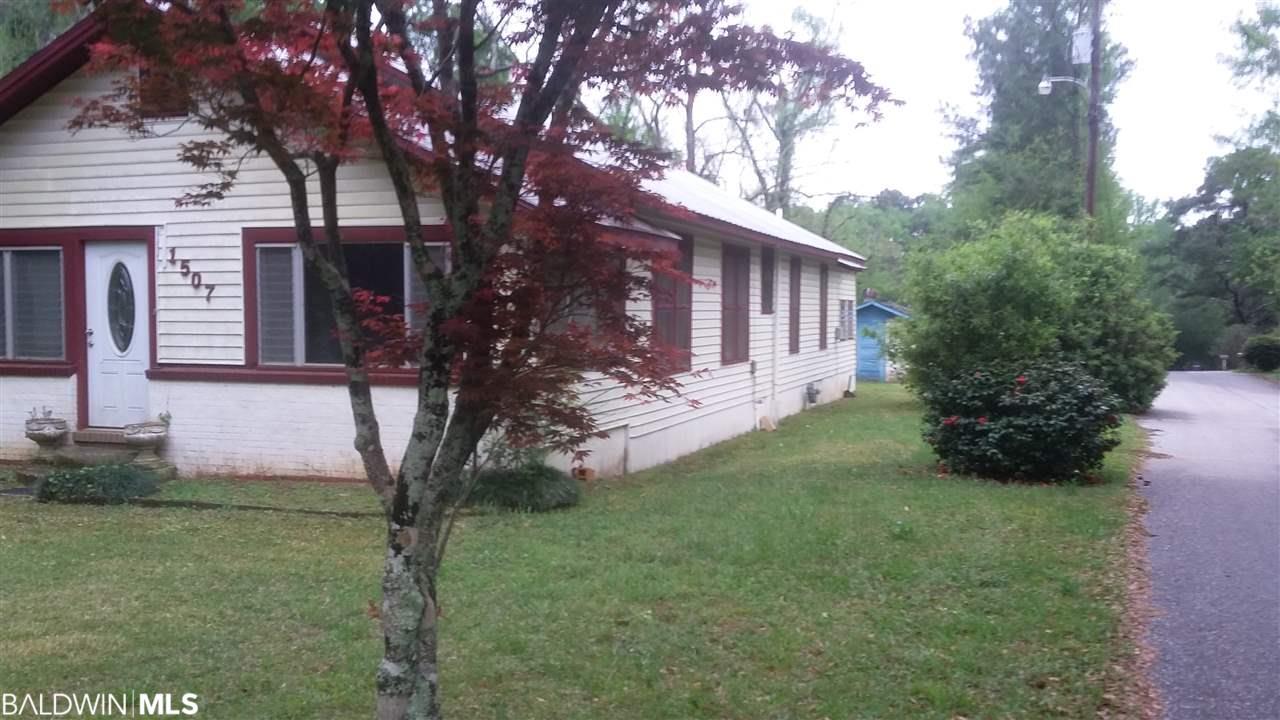 1507 Conaway Street - Photo 1