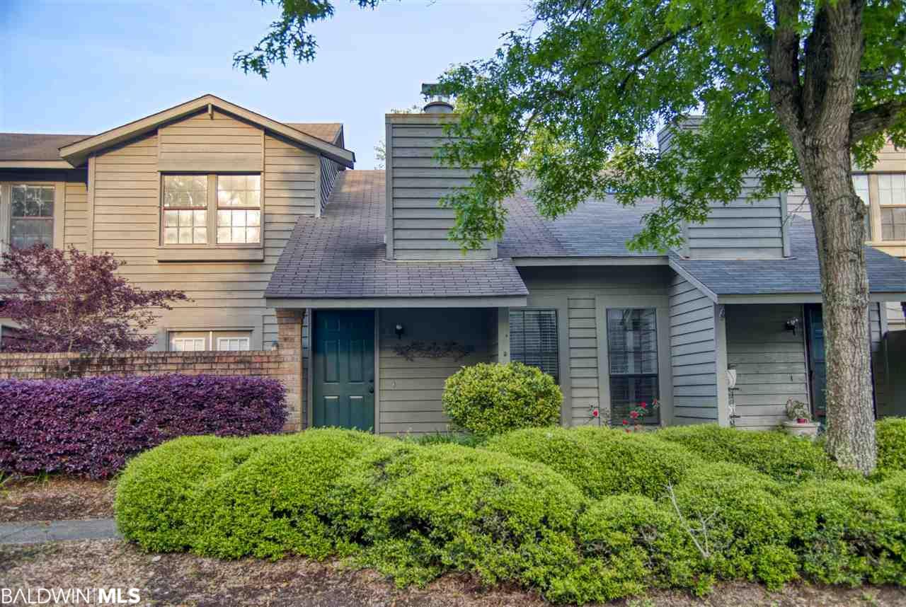 389 Club House Drive - Photo 1