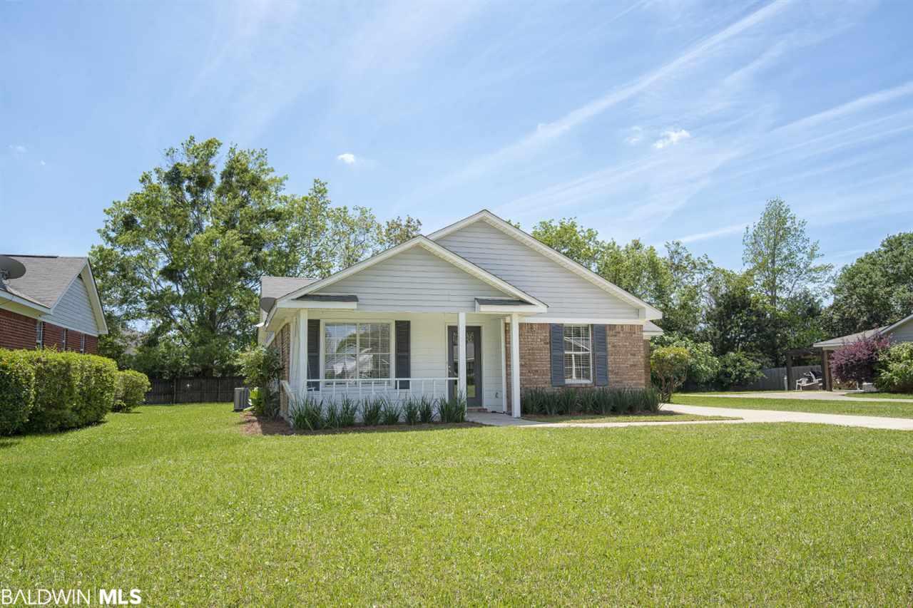 918 Edwards Avenue - Photo 1