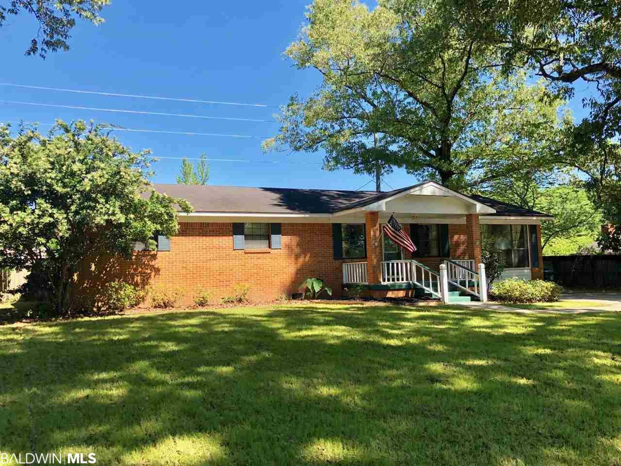 105 Sara Av - Photo 1