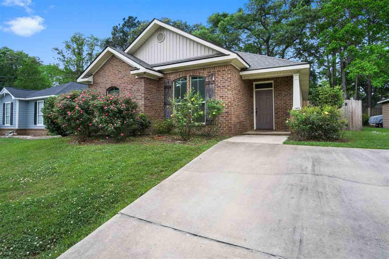 1002 Louise Avenue - Photo 1