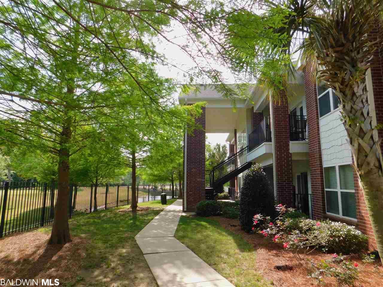 20050 Oak Rd - Photo 1