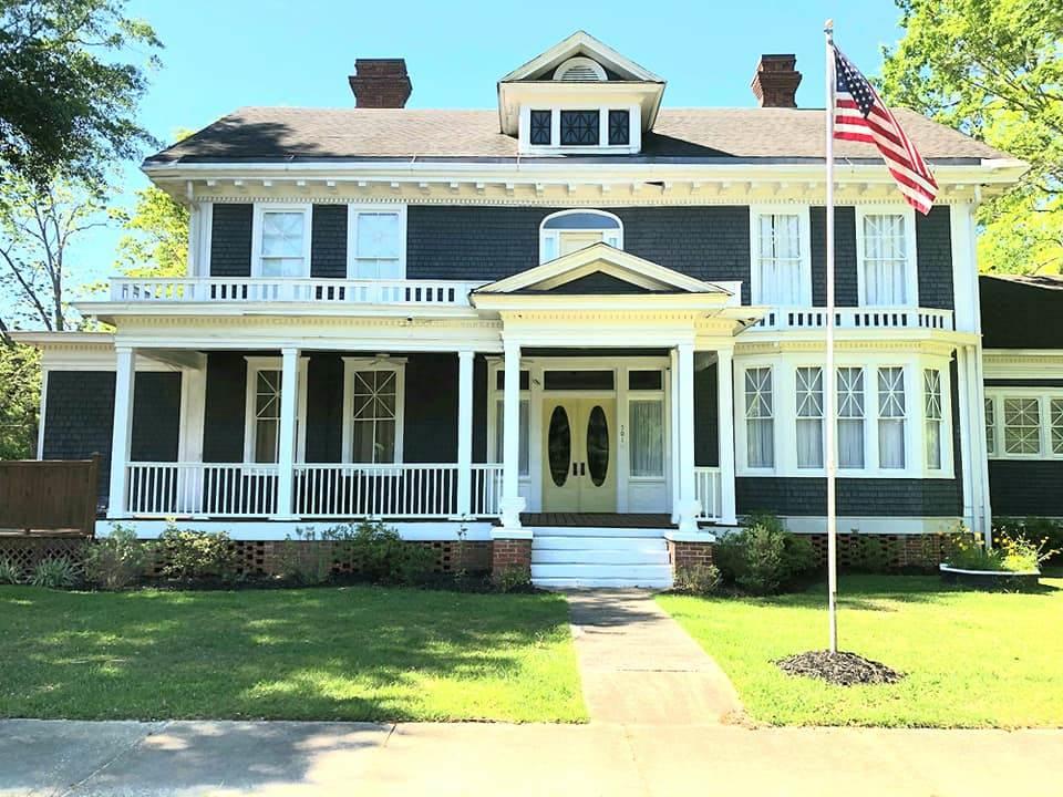 501 2nd Street - Photo 1