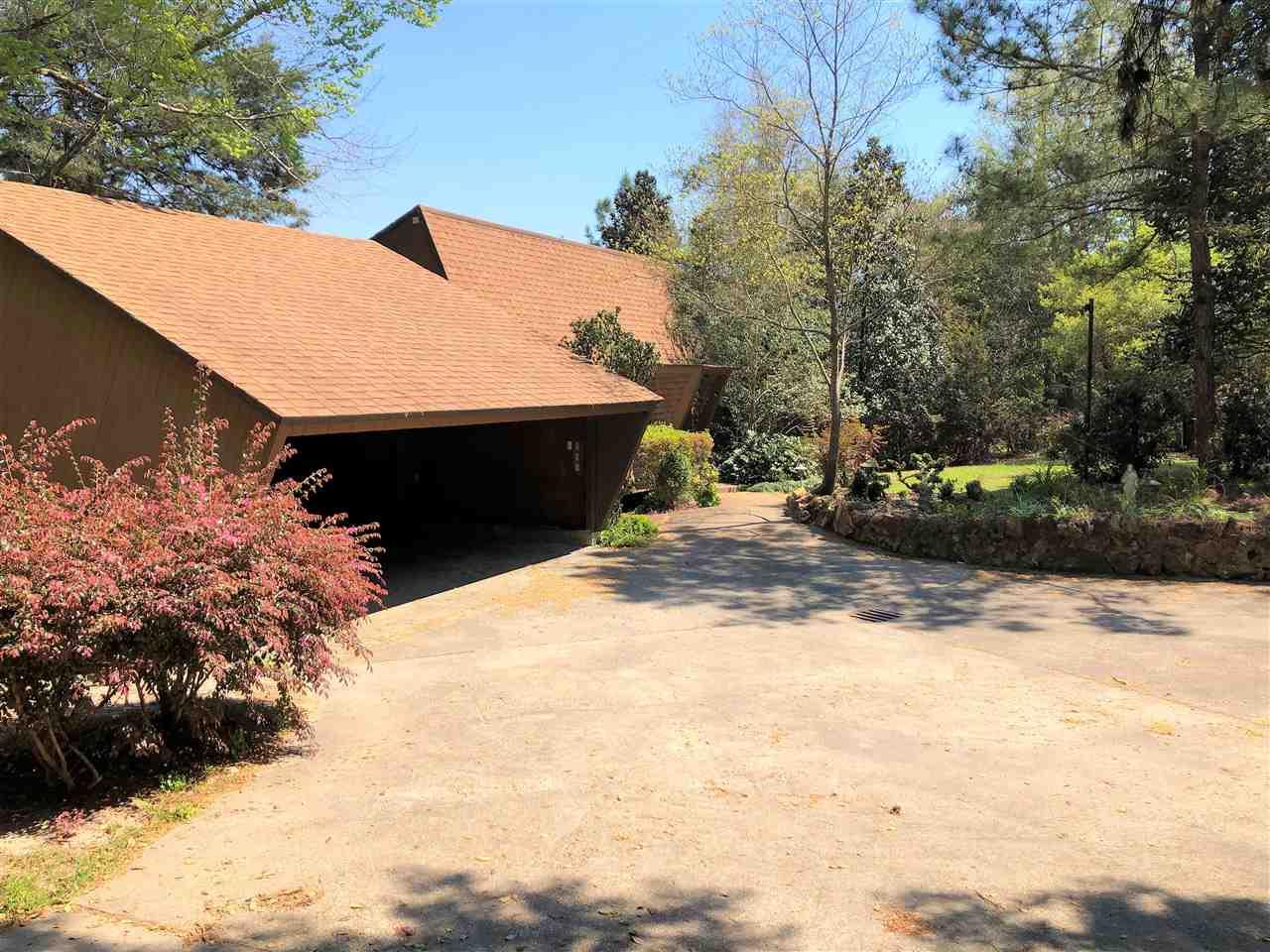 114 Alco Drive - Photo 1