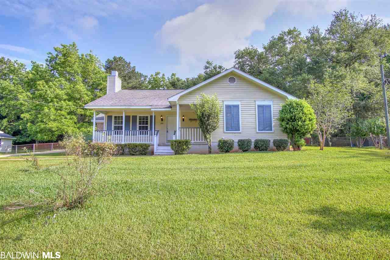 220 Denise Lane - Photo 1