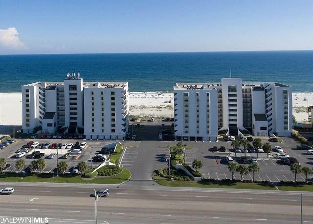 407 Beach Blvd - Photo 1