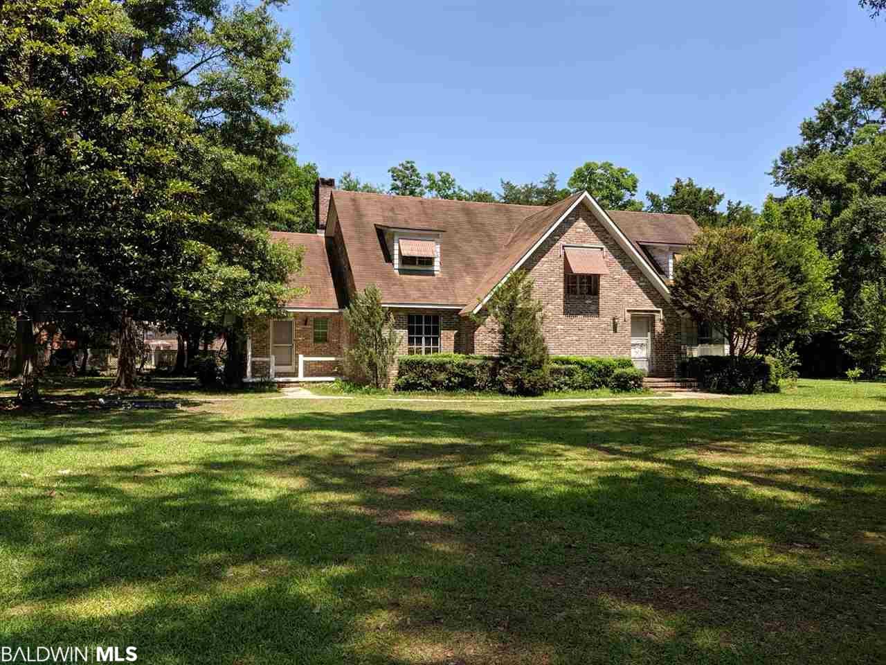 5880 Nicholson Drive - Photo 1