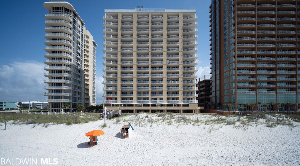 809 Beach Blvd - Photo 1