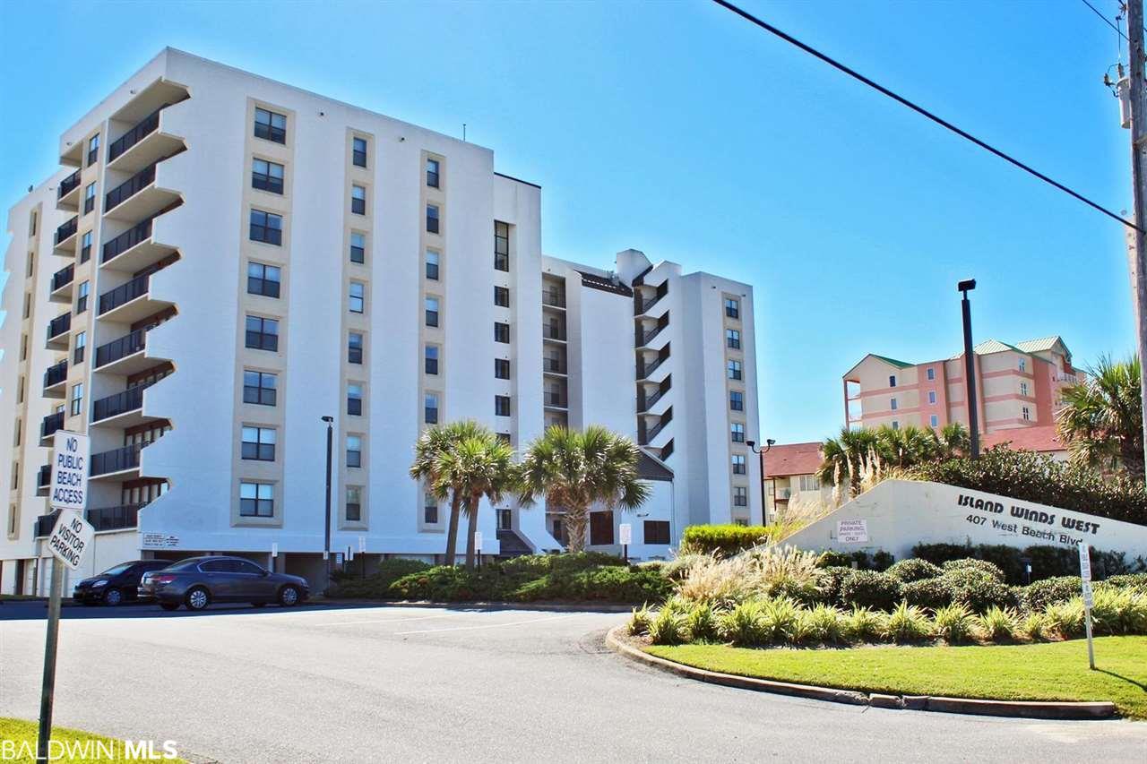 407 Beach Blvd - Photo 1