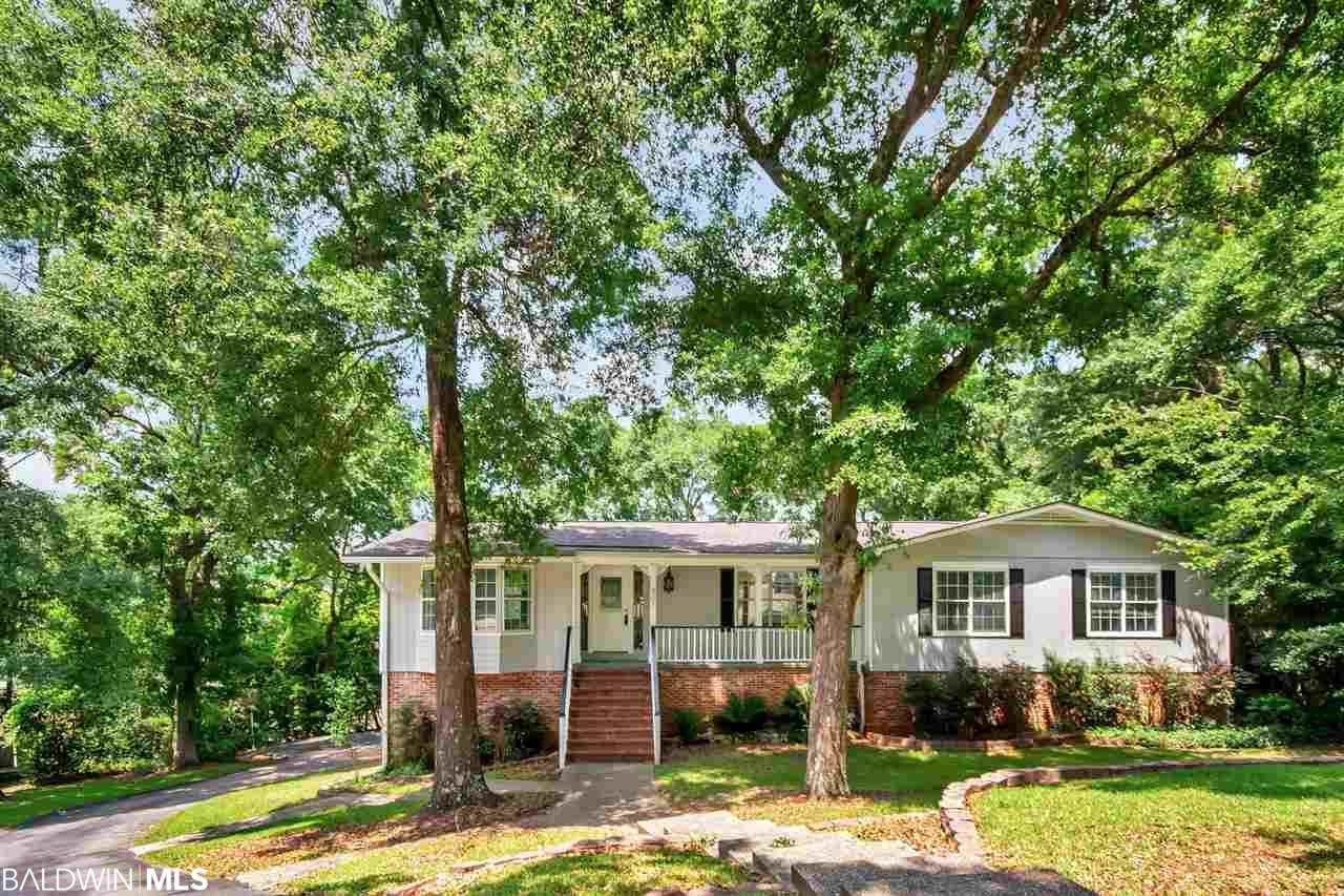 301 Trent Mill Court - Photo 1