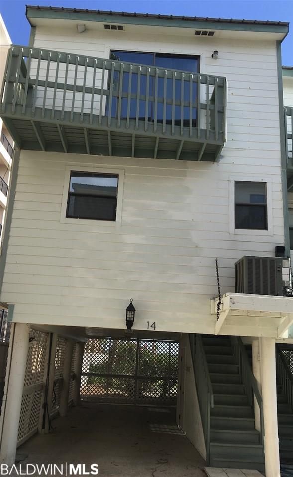 554 Beach Blvd - Photo 1
