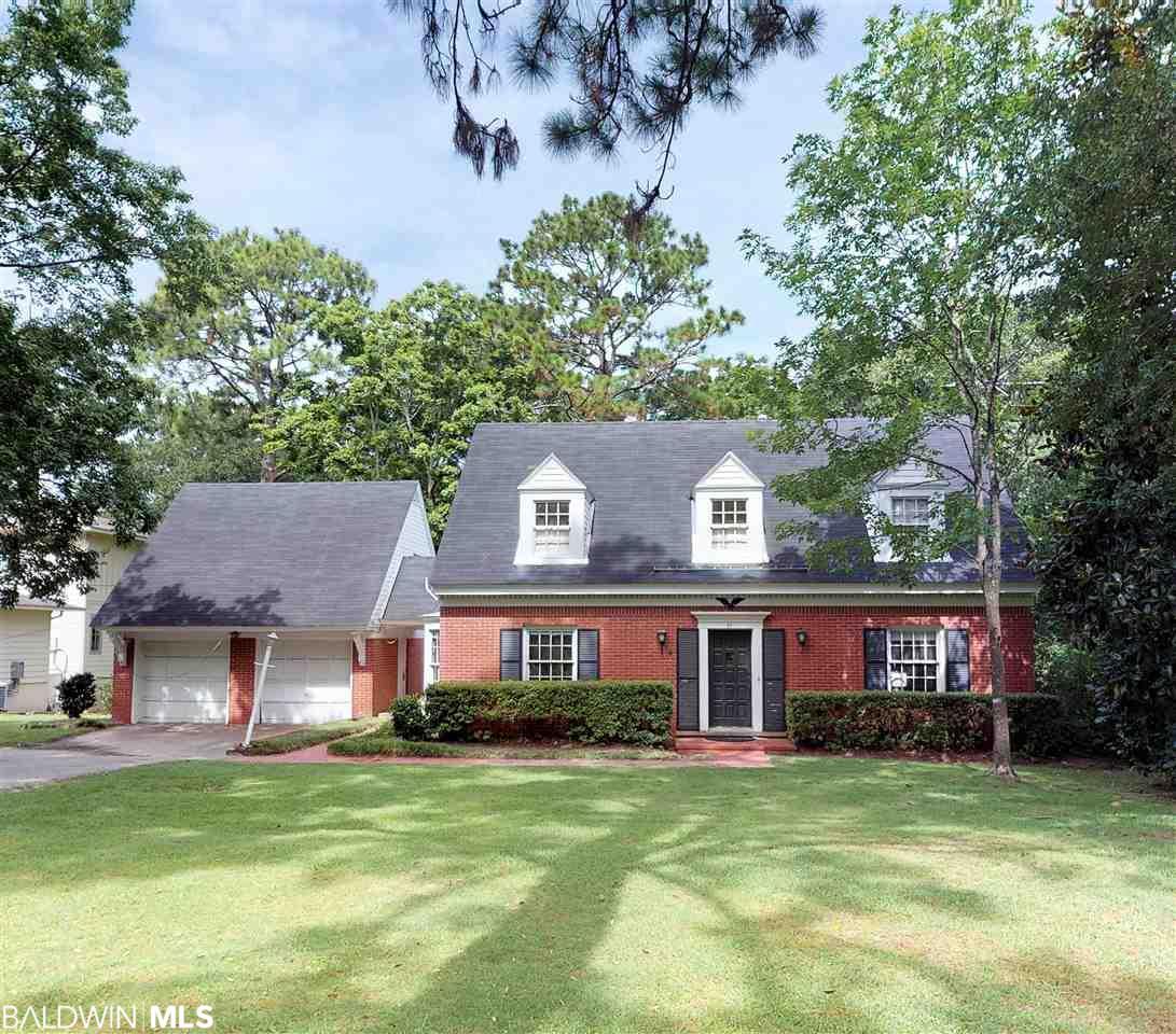 71 Ridgelawn Drive - Photo 1