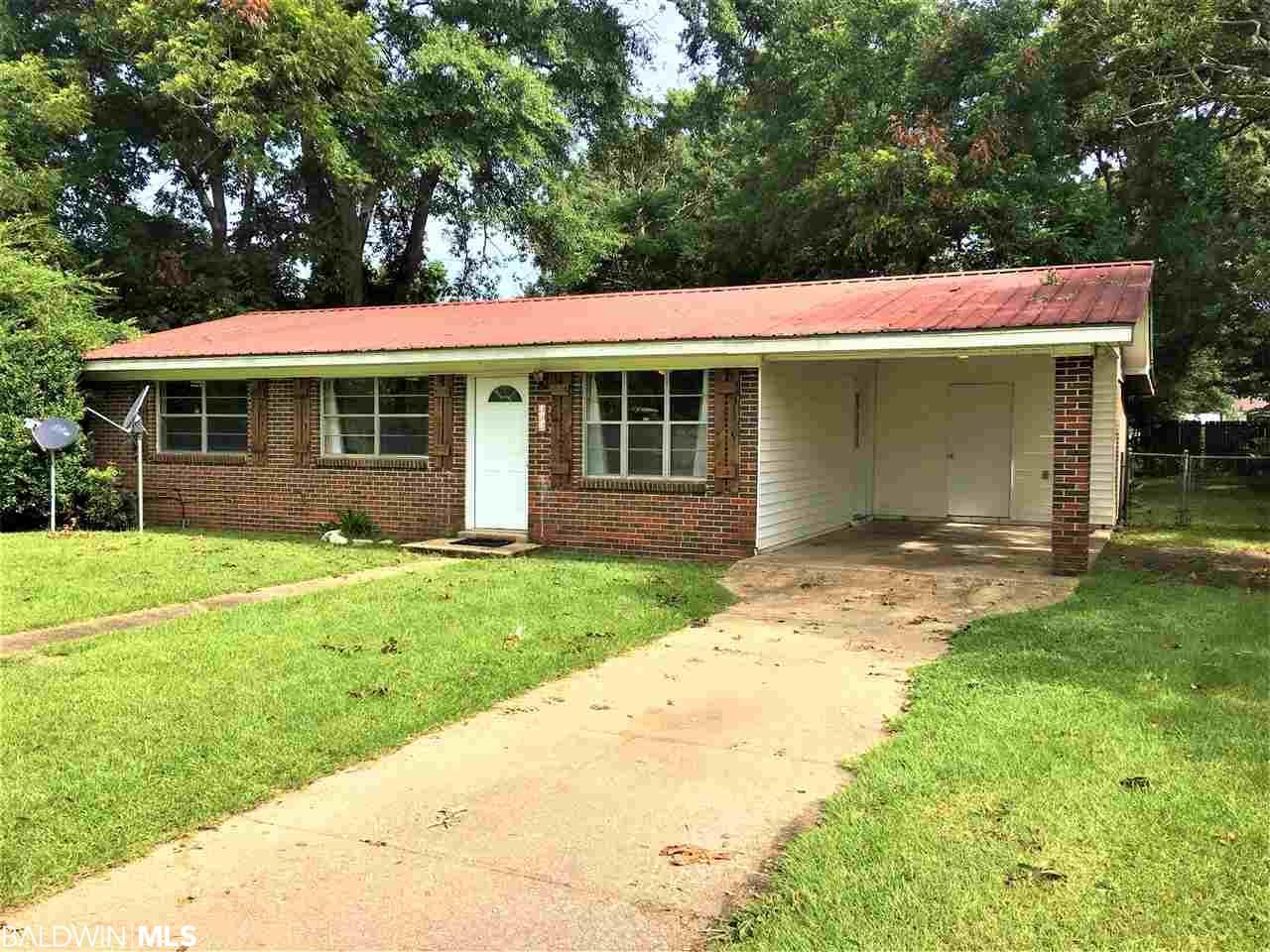 107 Hickory St - Photo 1