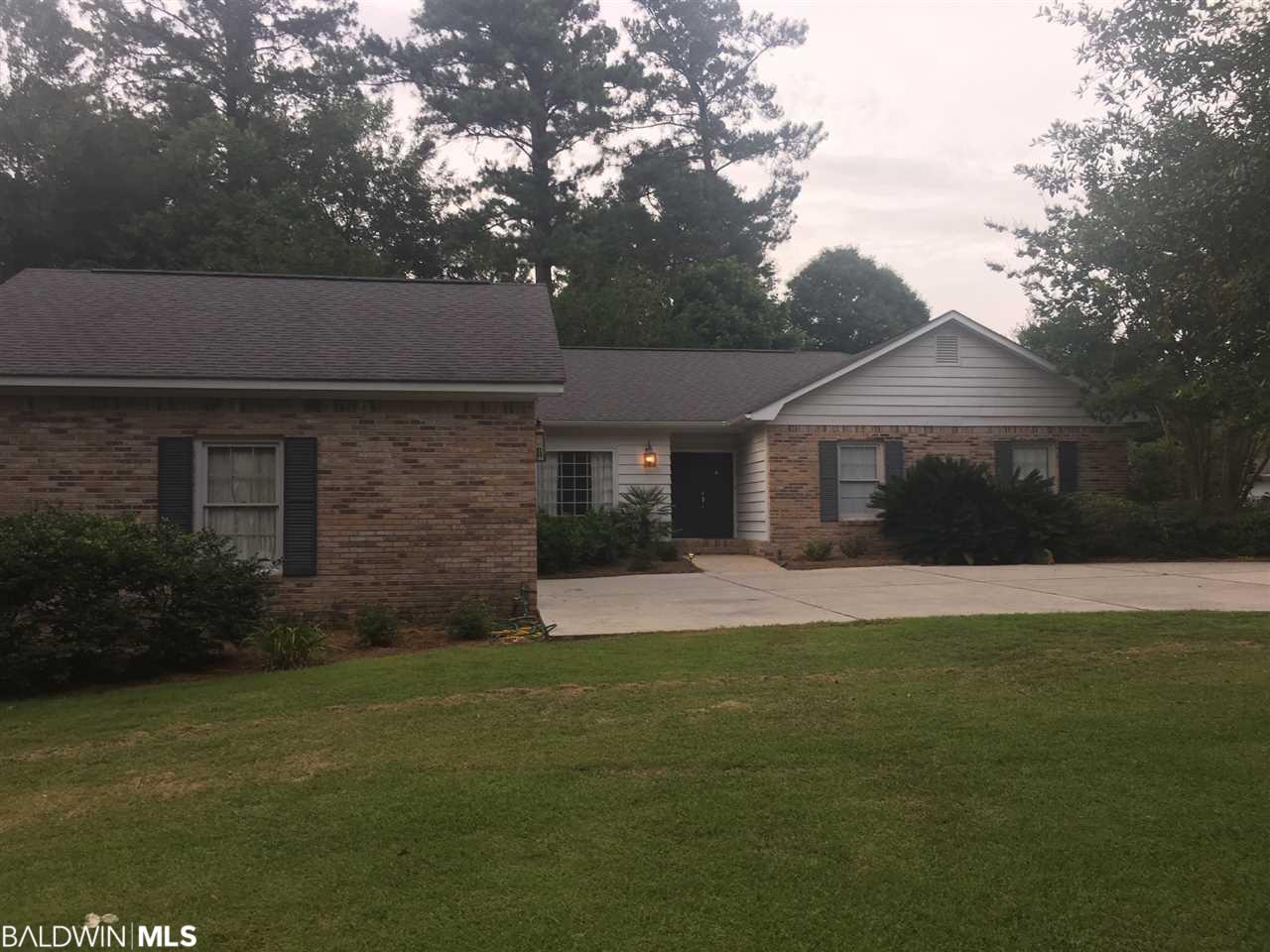 113 Alexander Drive - Photo 1