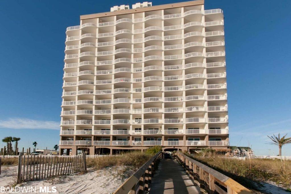 561 Beach Blvd - Photo 1
