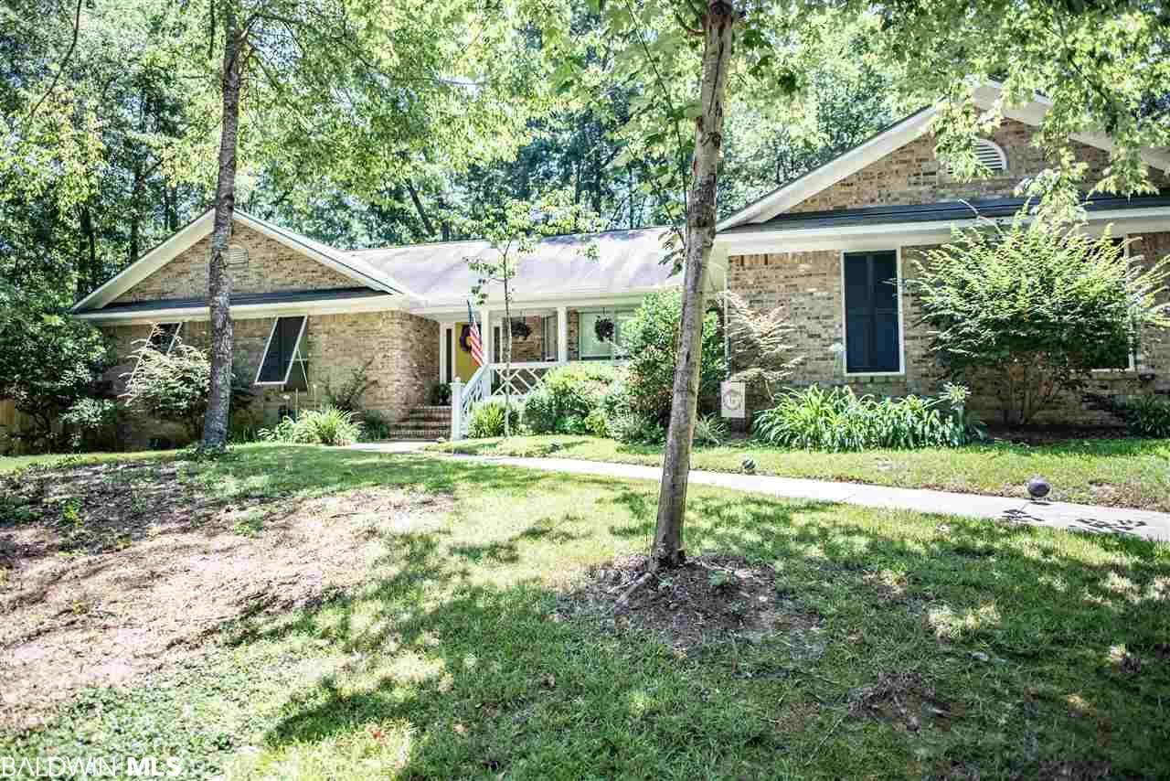 109 Crestview Cir - Photo 1