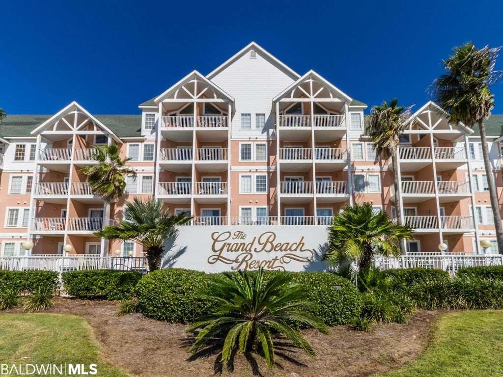 572 Beach Blvd - Photo 1