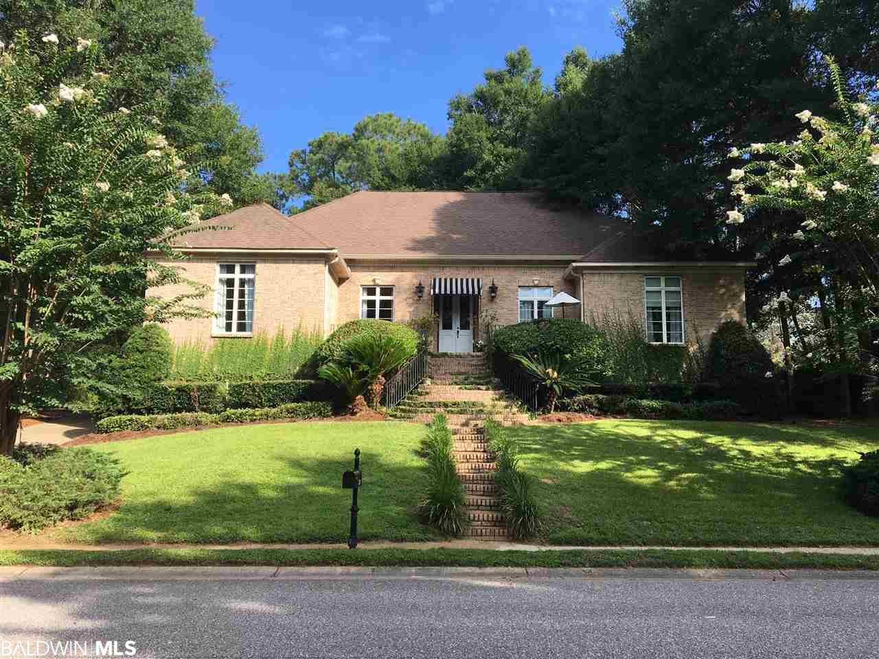 224 North Circle - Photo 1