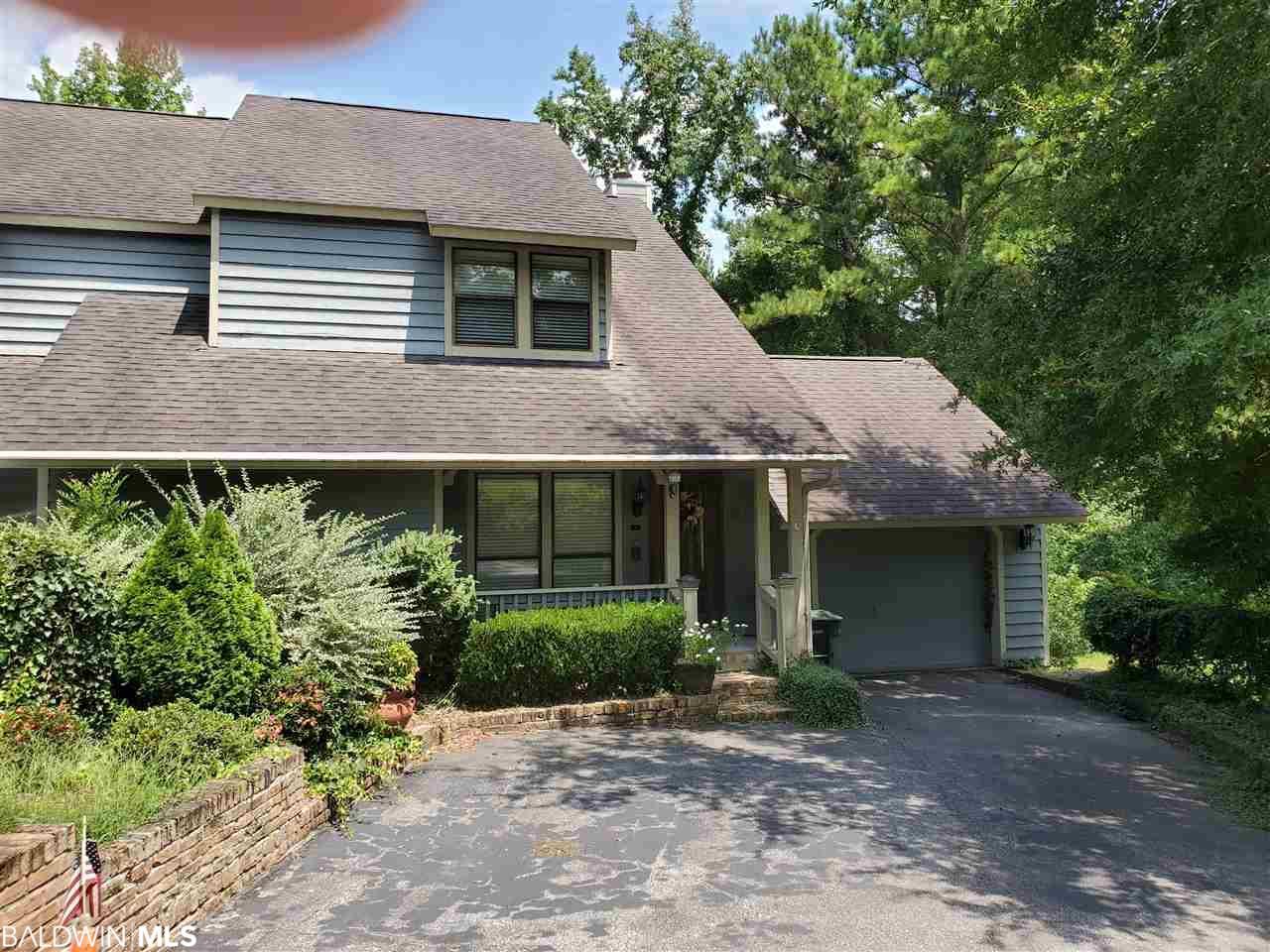 18 Lakeshore Drive - Photo 1