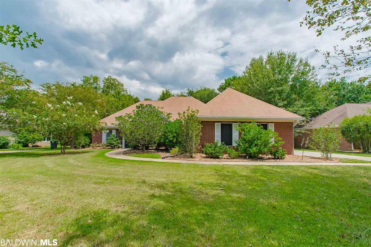 163 Hawthorne Circle - Photo 1