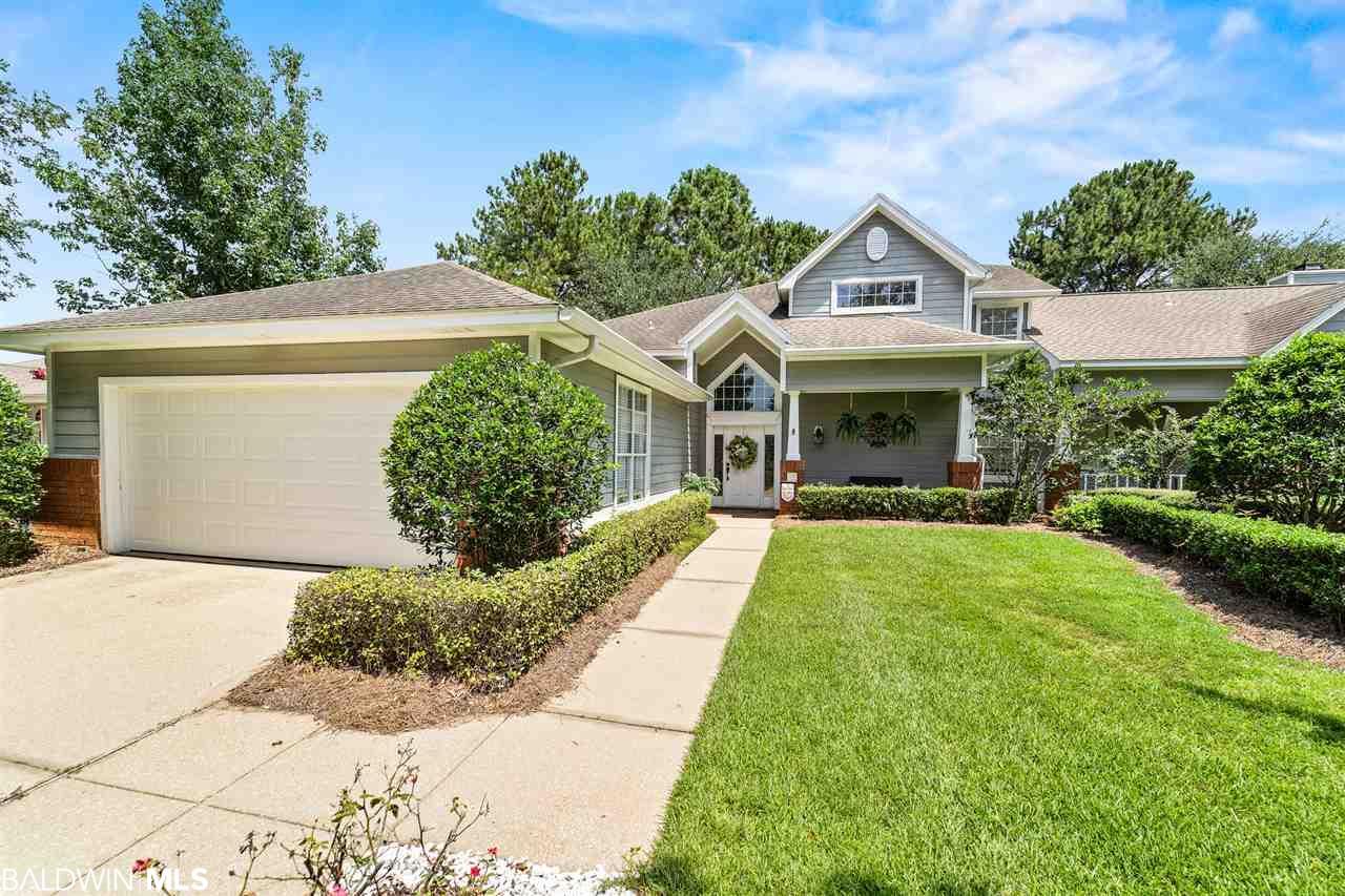 633 Pinehurst Dr - Photo 1