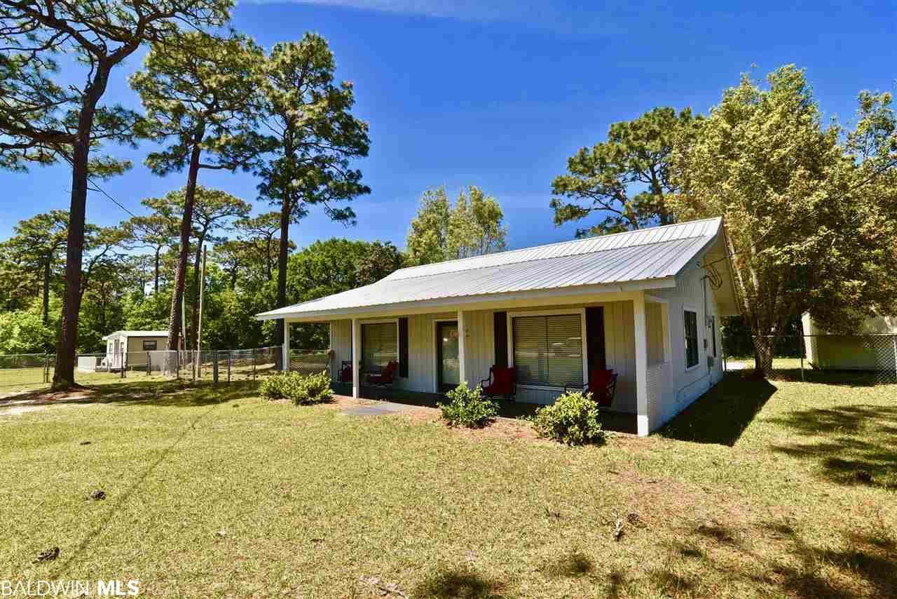 9105 Us Highway 98 - Photo 1